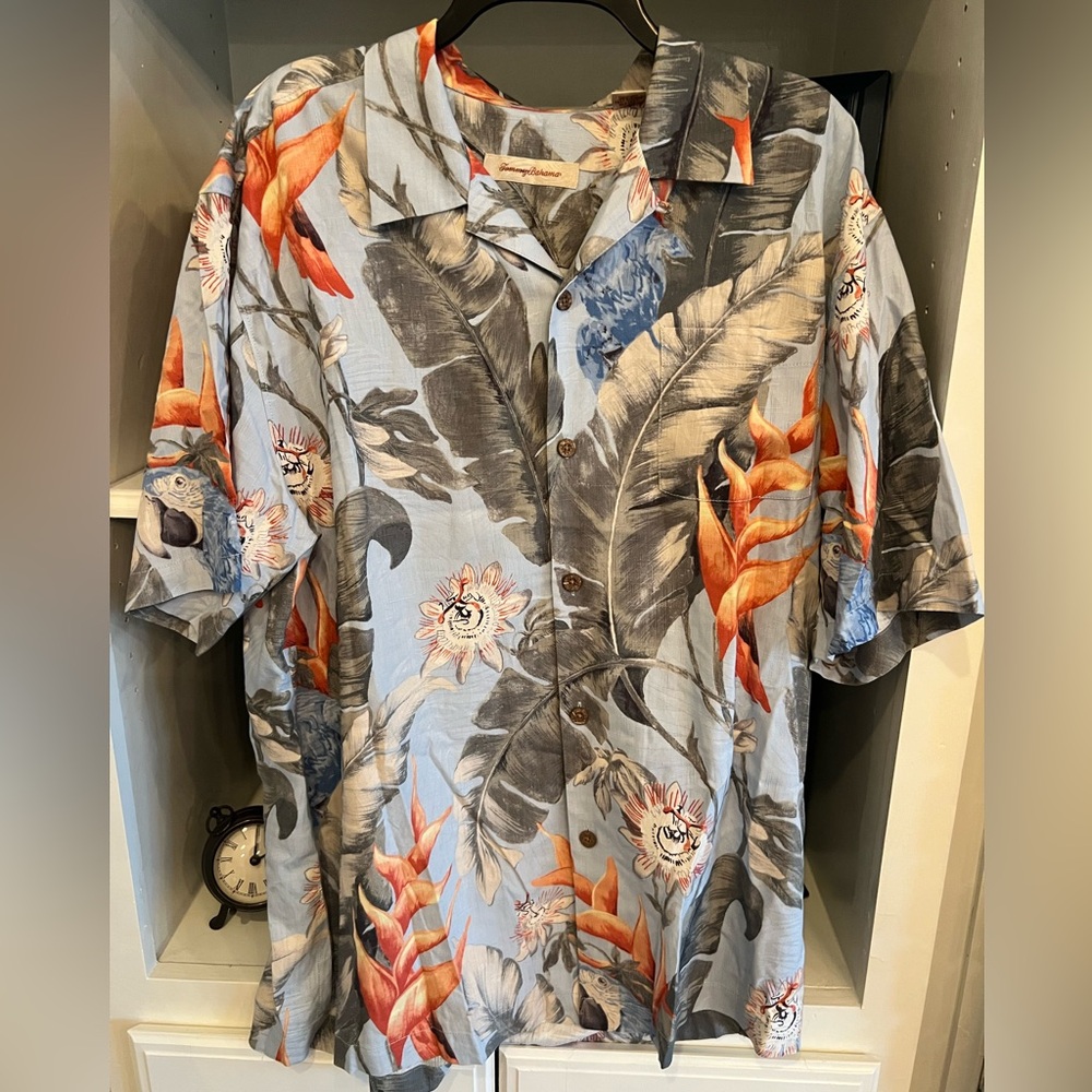 Tommy Bahama Tropical Floral Men's Camp Beach Hawaiian Mens Shirt L